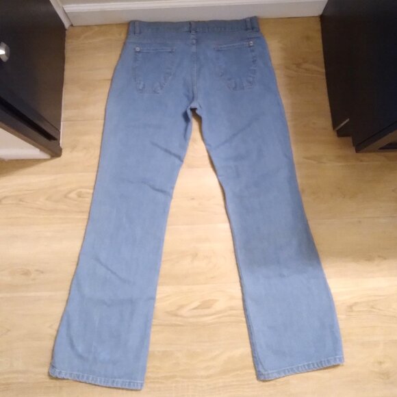 "To the 9" Jeans - Waist: 34"/Inseam: 30" - Size S. - Picture 3 of 3